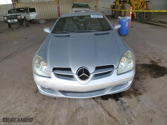 2005 Mercedes-Benz SLK-Class with VIN WDBWK56F15F038983, listed as a Copart auction lot 84645924 with 151,276 mi miles and Salvage Title. Bid and sale history available at carsss.com. Image 5.