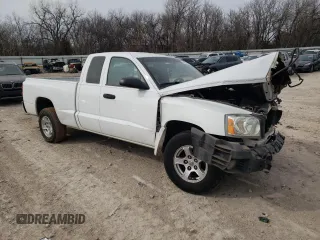 2006 Dodge Dakota SLT with VIN 1D7HE42K86S607616, listed as a Copart auction lot 45513205 with 181,107 mi miles and Salvage Title. Bid and sale history available at carsss.com. Image 4.