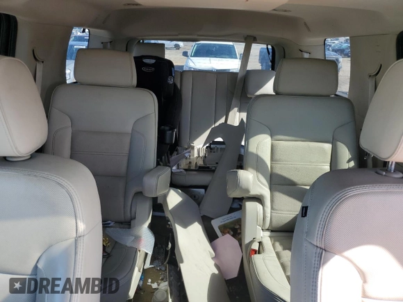 2015 GMC Yukon Denali z VIN 1GKS2CKJ9FR622342, wystawiony jako Copart lot #53671555 z przebiegiem Nie podano mil oraz Czysty tytuł • Clean title. Historia ofert i sprzedaży dostępna na DreamBid. Obrazek 10.