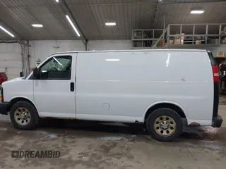 2013 Chevrolet Express Cargo Van with VIN 1GCSGAFX5D1159918, listed as a IAAI auction lot 41998023 with 279,473 mi miles. Bid and sale history available at carsss.com. Image 14.