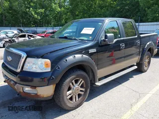 2005 Ford F-150 XLT z VIN 1FTPW14505FB29627, wystawiony jako IAAI lot #42586066 z przebiegiem 203 299 mil mil oraz . Historia ofert i sprzedaży dostępna na DreamBid. Obrazek 2.