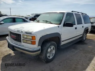 1999 GMC Suburban with VIN 3GKFK16R9XG503035, listed as a Copart auction lot 50666035 with 292,360 mi miles and Clean Title. Bid and sale history available at carsss.com. Image 1.