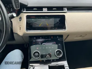 2018 Land Rover Range Rover Velar R-Dynamic SE with VIN SALYL2RV4JA764099, listed as a Copart auction lot 63525325 with 68,057 mi miles and Clean title. Bid and sale history available at DreamBid. Image 10.