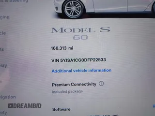 2013 Tesla Model S z VIN 5YJSA1CG0DFP22533, wystawiony jako IAAI lot #42519702 z przebiegiem 168 313 mil mil oraz . Historia ofert i sprzedaży dostępna na DreamBid. Obrazek 16.