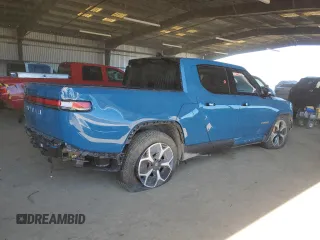 2022 Rivian R1T Adventure Package with VIN 7FCTGAAA8NN014044, listed as a Copart auction lot 49919865 with 0 mi miles and Salvage Title. Bid and sale history available at carsss.com. Image 3.