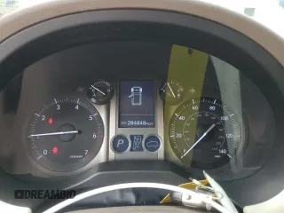 2010 Lexus GX 460 z VIN JTJBM7FX0A5008711, wystawiony jako Copart lot #57426895 z przebiegiem 284 848 mil mil oraz Czysty tytuł • Clean title. Historia ofert i sprzedaży dostępna na DreamBid. Obrazek 9.