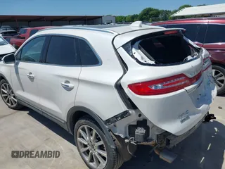 2019 Lincoln MKC Reserve с VIN 5LMCJ3C93KUL35294, выставлен на аукционе IAAI как лот 41978877 с пробегом 41 855 миль миль и . История ставок и продаж доступна на DreamBid. Изображение 3.