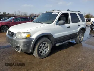 2005 Ford Escape XLT with VIN 1FMYU03165KB30111, listed as a Copart auction lot 46532875 with 155,544 mi miles and Salvage Title. Bid and sale history available at carsss.com. Image 1.