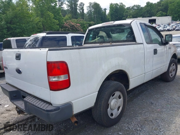 2005 Ford F-150 XL с VIN 1FTRF122X5NB39640, выставлен на аукционе IAAI как лот 42460270 с пробегом 276 631 миль миль и . История ставок и продаж доступна на DreamBid. Изображение 4.