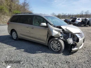 2016 Toyota Sienna XLE with VIN 5TDYK3DC3GS746338, listed as a Copart auction lot 54154025 with 105,994 mi miles and Salvage Title. Bid and sale history available at carsss.com. Image 4.