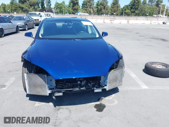 2018 Tesla Model S 75D with VIN 5YJSA1E22JF262269, listed as a IAAI auction lot 42629704 with 131,138 mi miles and . Bid and sale history available at DreamBid. Image 13.
