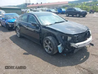 2010 Acura TL z VIN 19UUA9F24AA001516, wystawiony jako IAAI lot #42457240 z przebiegiem 212 224 mil mil oraz . Historia ofert i sprzedaży dostępna na DreamBid. Obrazek 1.