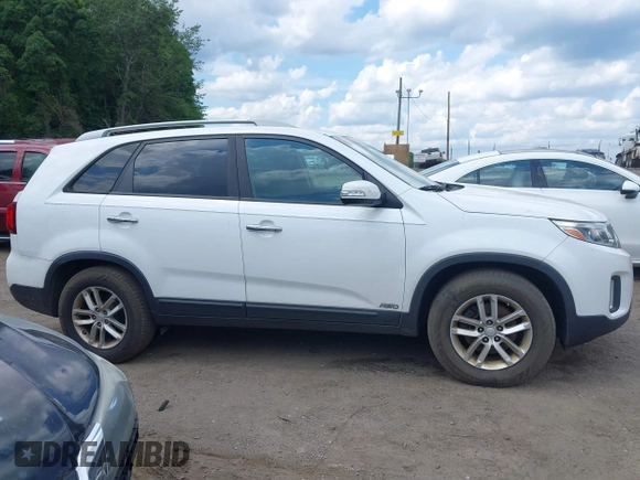 2015 Kia Sorento LX with VIN 5XYKTDA6XFG640536, listed as a IAAI auction lot 42687095 with 142,816 mi miles and . Bid and sale history available at DreamBid. Image 13.