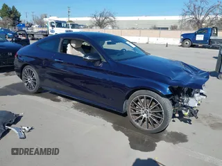 2023 Mercedes-Benz C 300 z VIN W1KWJ8DB4PG125835, wystawiony jako IAAI lot #41654470 z przebiegiem 14 001 mil mil oraz . Historia ofert i sprzedaży dostępna na DreamBid. Obrazek 1.