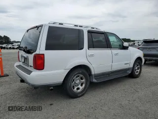 2001 Lincoln Navigator z VIN 5LMFU28R71LJ18097, wystawiony jako Copart lot #56051245 z przebiegiem Nie podano mil oraz Tytuł czysty. Historia ofert i sprzedaży dostępna na DreamBid. Obrazek 3.