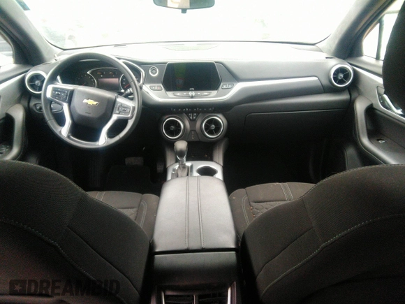 2021 Chevrolet Blazer LT z VIN 3GNKBCR42MS558089, wystawiony jako IAAI lot #41207866 z przebiegiem 85 236 mil mil oraz . Historia ofert i sprzedaży dostępna na DreamBid. Obrazek 21.