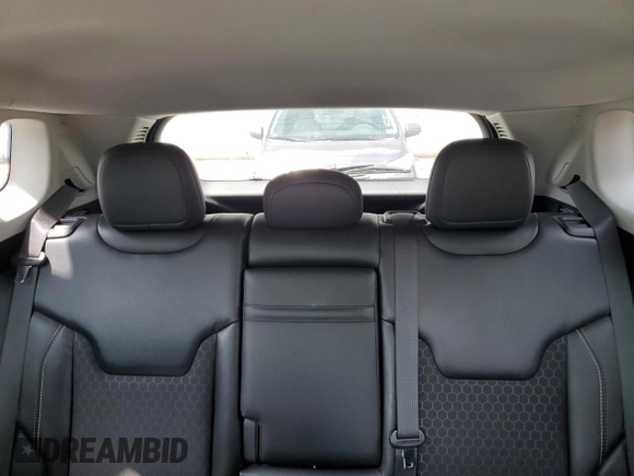 2019 Jeep Compass Latitude z VIN 3C4NJDBB4KT628626, wystawiony jako Copart lot #65212555 z przebiegiem 72 825 mil mil oraz Szkoda całkowita • Salvage title. Historia ofert i sprzedaży dostępna na DreamBid. Obrazek 10.