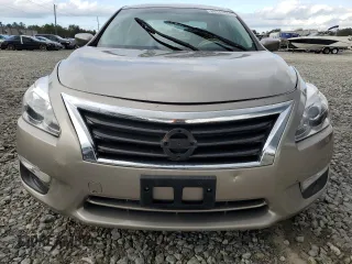 2015 Nissan Altima SV with VIN 1N4AL3AP4FC587793, listed as a Copart auction lot 80141444 with 115,954 mi miles and Salvage Title. Bid and sale history available at DreamBid. Image 5.
