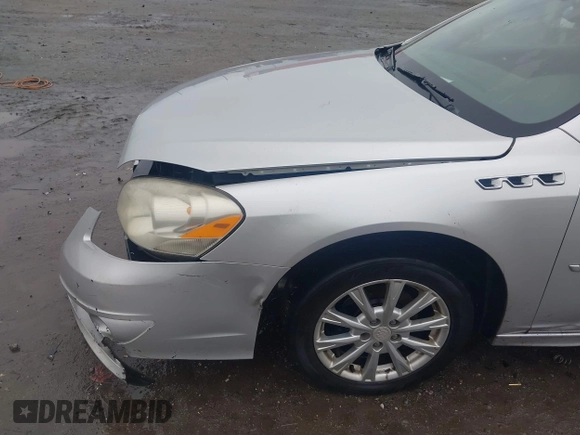 2011 Buick Lucerne CXL with VIN 1G4HC5EM2BU112129, listed as a IAAI auction lot 41190897 with 272,076 mi miles and . Bid and sale history available at carsss.com. Image 17.