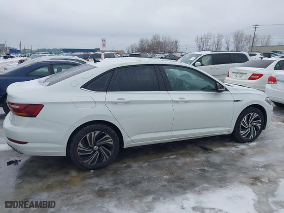 2019 Volkswagen Jetta SEL Premium with VIN 3VWG57BU9KM008717, listed as a IAAI auction lot 41566305 with 95,289 mi miles. Bid and sale history available at carsss.com. Image 13.
