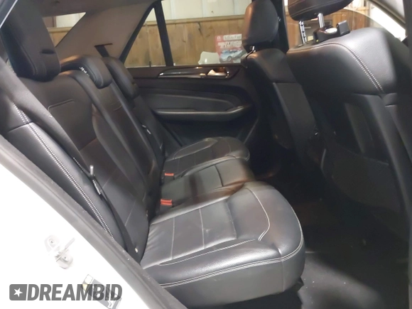 2015 Mercedes-Benz M 350 with VIN 4JGDA5HB3FA492815, listed as a IAAI auction lot 41976237 with 181,940 mi miles and . Bid and sale history available at carsss.com. Image 8.
