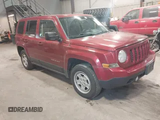2014 Jeep Patriot Sport z VIN 1C4NJRBB2ED870130, wystawiony jako IAAI lot #42471925 z przebiegiem 102 949 mil mil oraz . Historia ofert i sprzedaży dostępna na DreamBid. Obrazek 1.