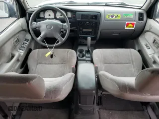 2003 Toyota Tacoma PreRunner z VIN 5TEGM92N83Z150930, wystawiony jako Copart lot #73320824 z przebiegiem 237 657 mil mil oraz Szkoda całkowita • Salvage title. Historia ofert i sprzedaży dostępna na DreamBid. Obrazek 8.