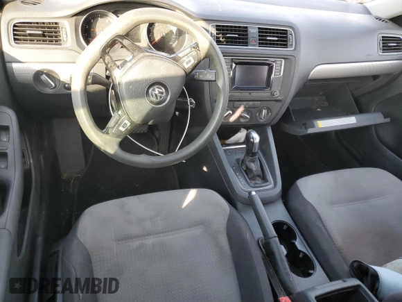 2017 Volkswagen Jetta S z VIN 3VW2B7AJ3HM401793, wystawiony jako Copart lot #65069265 z przebiegiem 85 610 mil mil oraz Szkoda całkowita • Salvage title. Historia ofert i sprzedaży dostępna na DreamBid. Obrazek 8.