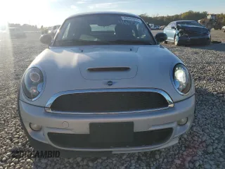 2013 MINI Coupe S z VIN WMWSX3C56DT466756, wystawiony jako Copart lot #80542054 z przebiegiem 95 135 mil mil oraz Szkoda całkowita • Salvage title. Historia ofert i sprzedaży dostępna na DreamBid. Obrazek 5.