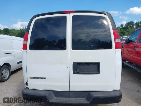 2017 Chevrolet Express Passenger LS with VIN 1GAZGNFG5H1114319, listed as a IAAI auction lot 42445377 with 202,127 mi miles and . Bid and sale history available at DreamBid. Image 16.