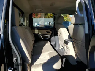 2017 Nissan Titan XD SV with VIN 1N6BA1F42HN555792, listed as a Copart auction lot 76754824 with 121,471 mi miles and Clean Title. Bid and sale history available at carsss.com. Image 10.