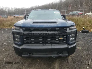 2023 Chevrolet Silverado 3500HD Work Truck with VIN 1GC4YSEY6PF123118, listed as a Copart auction lot 83081544 with 137,122 mi miles and Salvage Title. Bid and sale history available at carsss.com. Image 5.