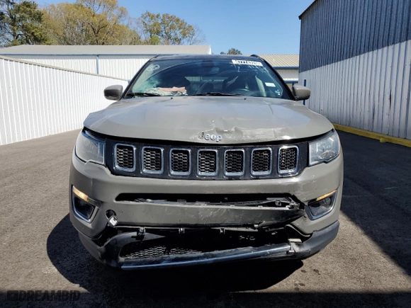 2020 Jeep Compass Limited with VIN 3C4NJDCB2LT203583, listed as a Copart auction lot 47774325 with 85,822 mi miles and Clean Title. Bid and sale history available at carsss.com. Image 5.