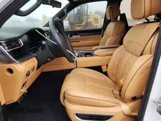 2023 Jeep Grand Wagoneer Series III with VIN 1C4SJVGP5PS570273, listed as a Copart auction lot 83839724 with 4,106 mi miles and Salvage title. Bid and sale history available at DreamBid. Image 7.