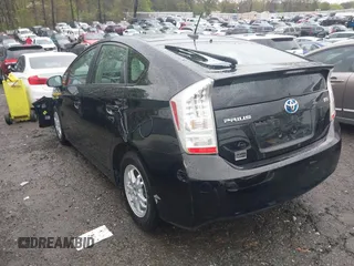 2010 Toyota Prius II with VIN JTDKN3DU8A0146446, listed as a IAAI auction lot 41909654 with 111,005 mi miles. Bid and sale history available at carsss.com. Image 3.