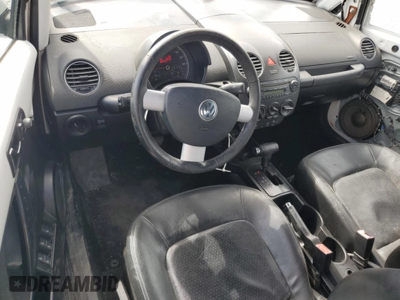2010 Volkswagen Beetle with VIN 3VWRG3AL6AM010041, listed as a Copart auction lot 54915045 with 95,719 mi miles and Salvage Title. Bid and sale history available at DreamBid. Image 8.
