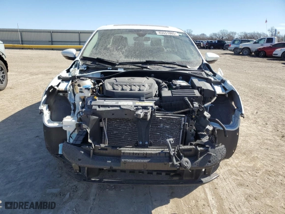 2022 Volkswagen Passat 2.0T SE with VIN 1VWSA7A33NC008622, listed as a Copart auction lot 45531065 with 68,808 mi miles and Salvage Title. Bid and sale history available at carsss.com. Image 5.