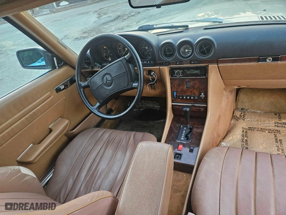 1987 Mercedes-Benz 560 Series 560SL with VIN WDBBA48D5HA061899, listed as a Copart auction lot 76554184 with NaN miles and Salvage Title. Bid and sale history available at carsss.com. Image 9.
