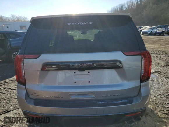 2023 GMC Yukon Denali Ultimate with VIN 1GKS2EKL5PR340438, listed as a Copart auction lot 43008615 with 8,747 mi miles and Salvage Title. Bid and sale history available at carsss.com. Image 6.