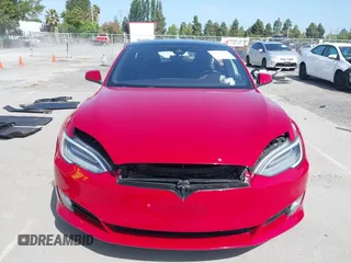 2016 Tesla Model S 70 with VIN 5YJSA1E17GF152401, listed as a IAAI auction lot 42272384 with 65,698 mi miles and . Bid and sale history available at DreamBid. Image 13.