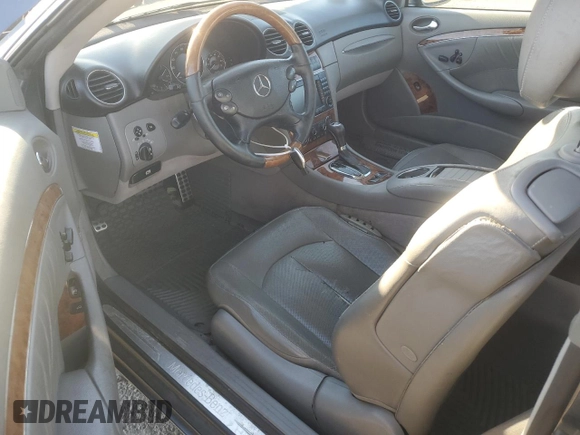 2006 Mercedes-Benz CLK 350 with VIN WDBTK56G56T062704, listed as a Copart auction lot 75333534 with 135,550 mi miles and Salvage Title. Bid and sale history available at DreamBid. Image 8.