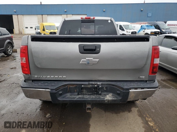 2007 Chevrolet Silverado 1500 LTZ with VIN 2GCEC19J371728652, listed as a Copart auction lot 86056624 with 366,856 mi miles and Clean Title. Bid and sale history available at carsss.com. Image 6.