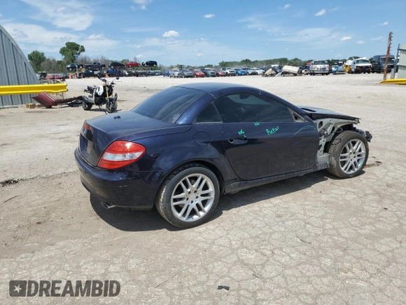 2008 Mercedes-Benz SLK 350 with VIN WDBWK56F88F183023, listed as a Copart auction lot 61228454 with 97,417 mi miles and Salvage title. Bid and sale history available at DreamBid. Image 3.