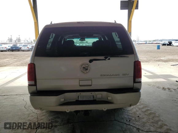 2005 Cadillac Escalade ESV z VIN 3GYFK66N55G118200, wystawiony jako Copart lot #59018515 z przebiegiem 200 801 mil mil oraz Szkoda całkowita • Salvage title. Historia ofert i sprzedaży dostępna na DreamBid. Obrazek 6.