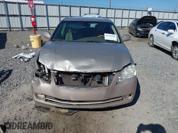 2006 Toyota Avalon XL with VIN 4T1BK36B46U148453, listed as a IAAI auction lot 41740381 with 124,579 mi miles. Bid and sale history available at carsss.com. Image 12.