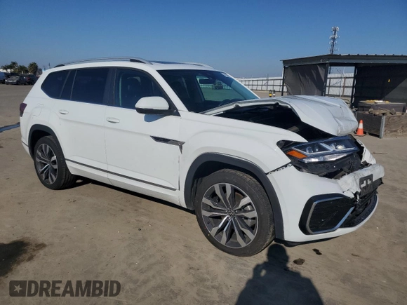 2021 Volkswagen Atlas SEL R-Line z VIN 1V2SR2CA5MC562476, wystawiony jako Copart lot #41862995 z przebiegiem 54 903 mil mil oraz Szkoda całkowita • Salvage title. Historia ofert i sprzedaży dostępna na DreamBid. Obrazek 4.