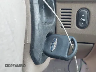 2002 Ford Explorer Eddie Bauer с VIN 1FMDU74W92UD60369, выставлен на аукционе IAAI как лот 42707630 с пробегом 143 676 миль миль и . История ставок и продаж доступна на DreamBid. Изображение 11.