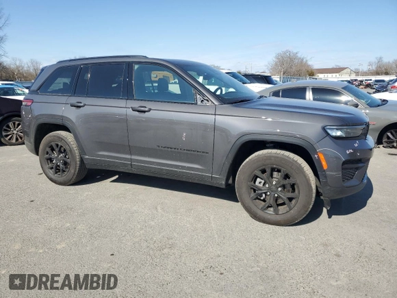2024 Jeep Grand Cherokee Laredo X with VIN 1C4RJHAG3RC177071, listed as a Copart auction lot 46480755 with 6,031 mi miles and Salvage Title. Bid and sale history available at carsss.com. Image 4.