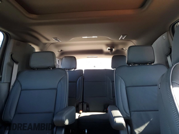 2025 GMC Yukon XL Denali with VIN 1GKS2JRL6SR129529, listed as a Copart auction lot 45733705 with 462 mi miles and Non Repairable. Bid and sale history available at carsss.com. Image 10.