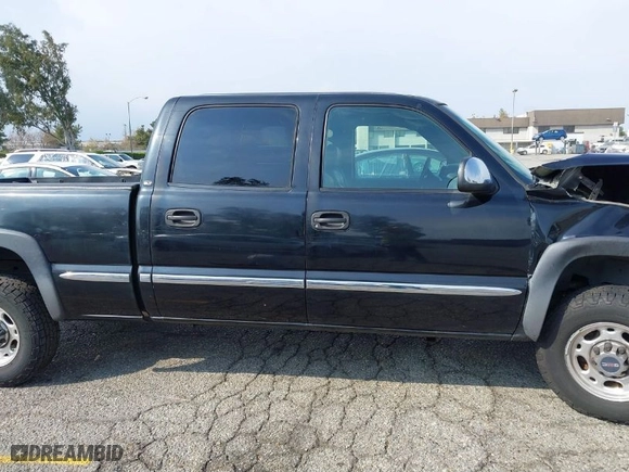 2002 GMC Sierra 1500HD SLE with VIN 1GTGC13U12F134493, listed as a IAAI auction lot 40392044 with NaN miles. Bid and sale history available at carsss.com. Image 13.
